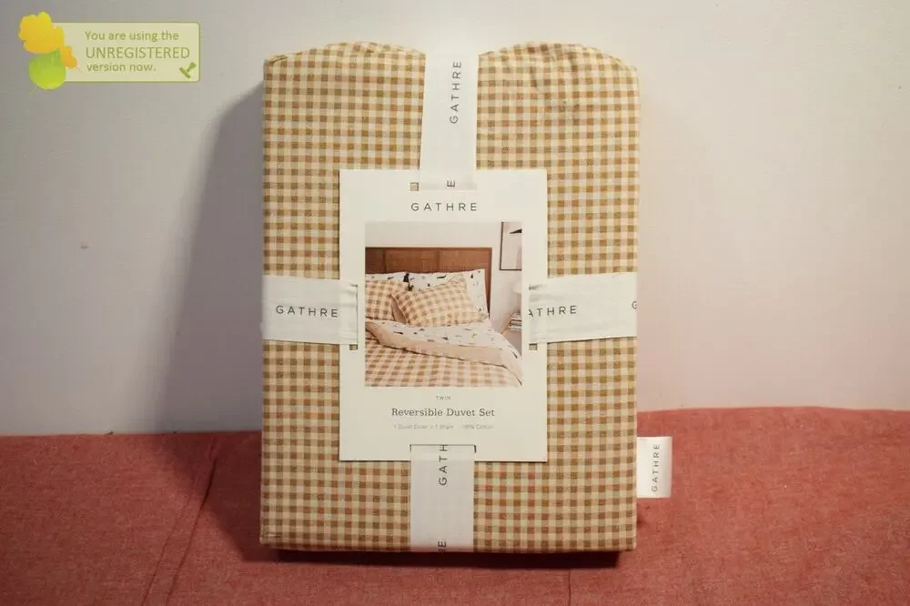 Gathre Khaki Gingham Reversible Duvet Set Twin----